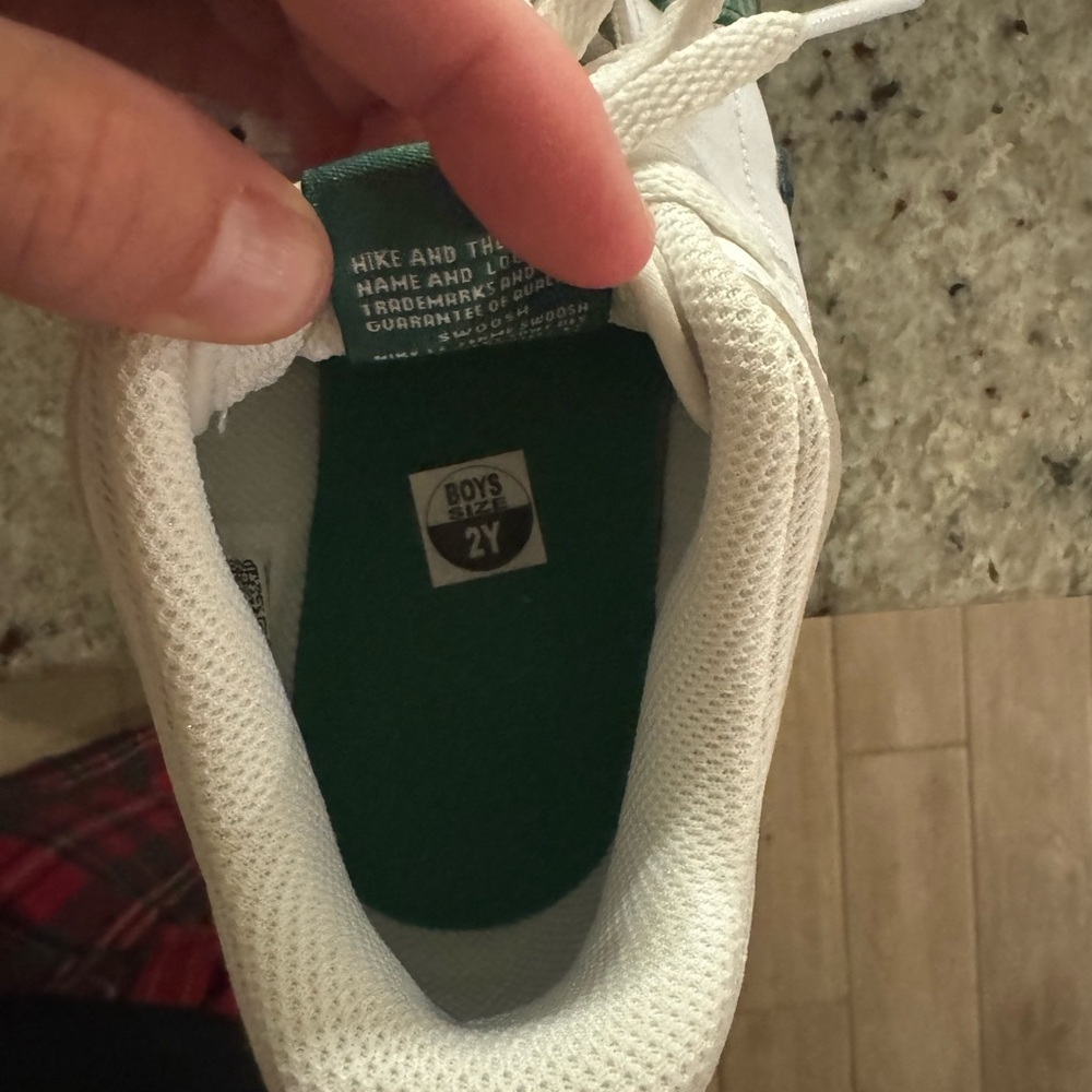 Like new Nike Jordan sneaker. Only worn once